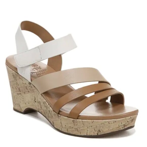 NATURALIZER Cynthia Ankle Strap Sandals - Picture 1 of 7